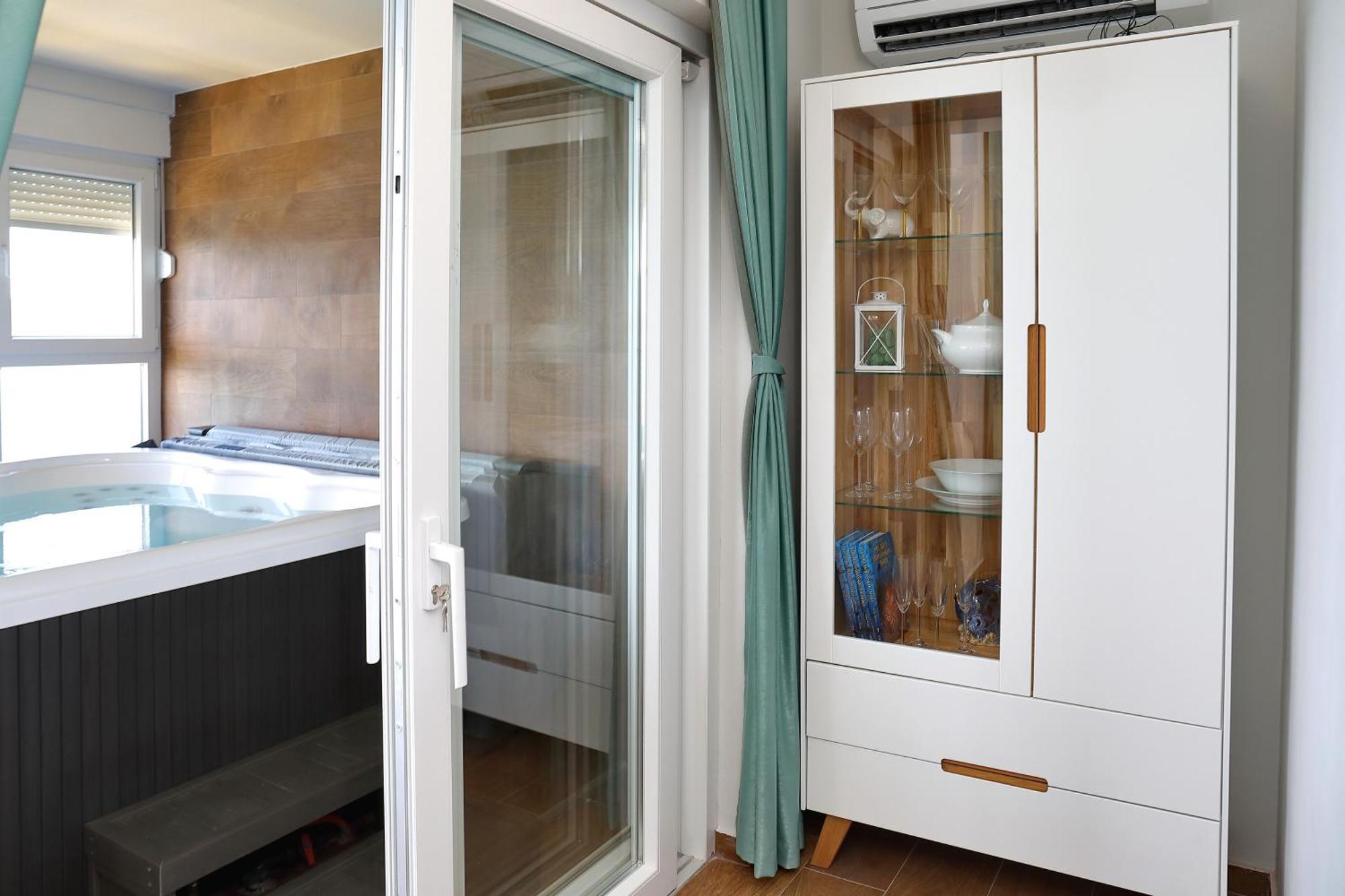 Aqua 1 Apartma